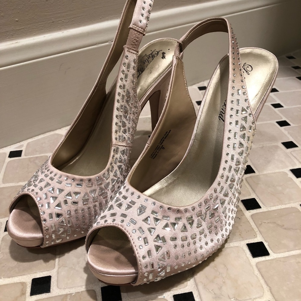 Sparkly peep toe pumps